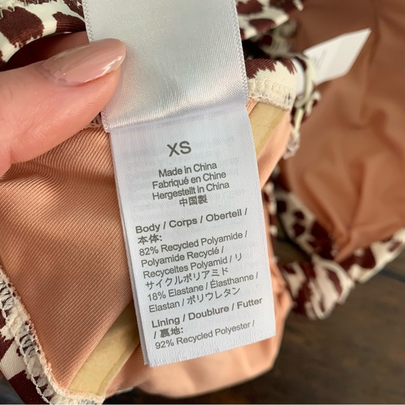 J Crew | New Knot bandeau bikini top in leopard print - Picture 2 of 4